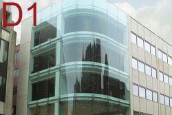 cau thang kinh ho chi minh